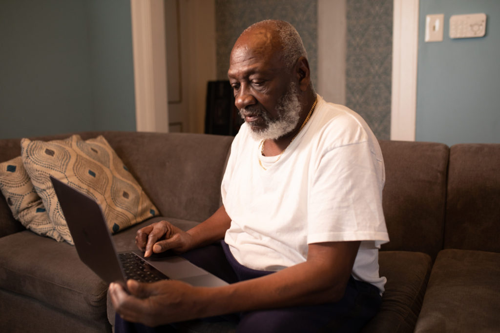 Pensioner on computer investment